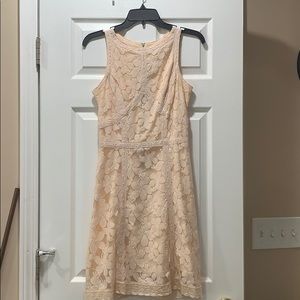 Lace pink dress